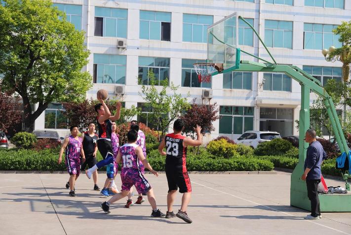 ���ч�(gu��)�H�Q(m��o)�����޹�˾�T���L(f��ng)��